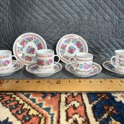 Chinese Porcelain Tea Cups 