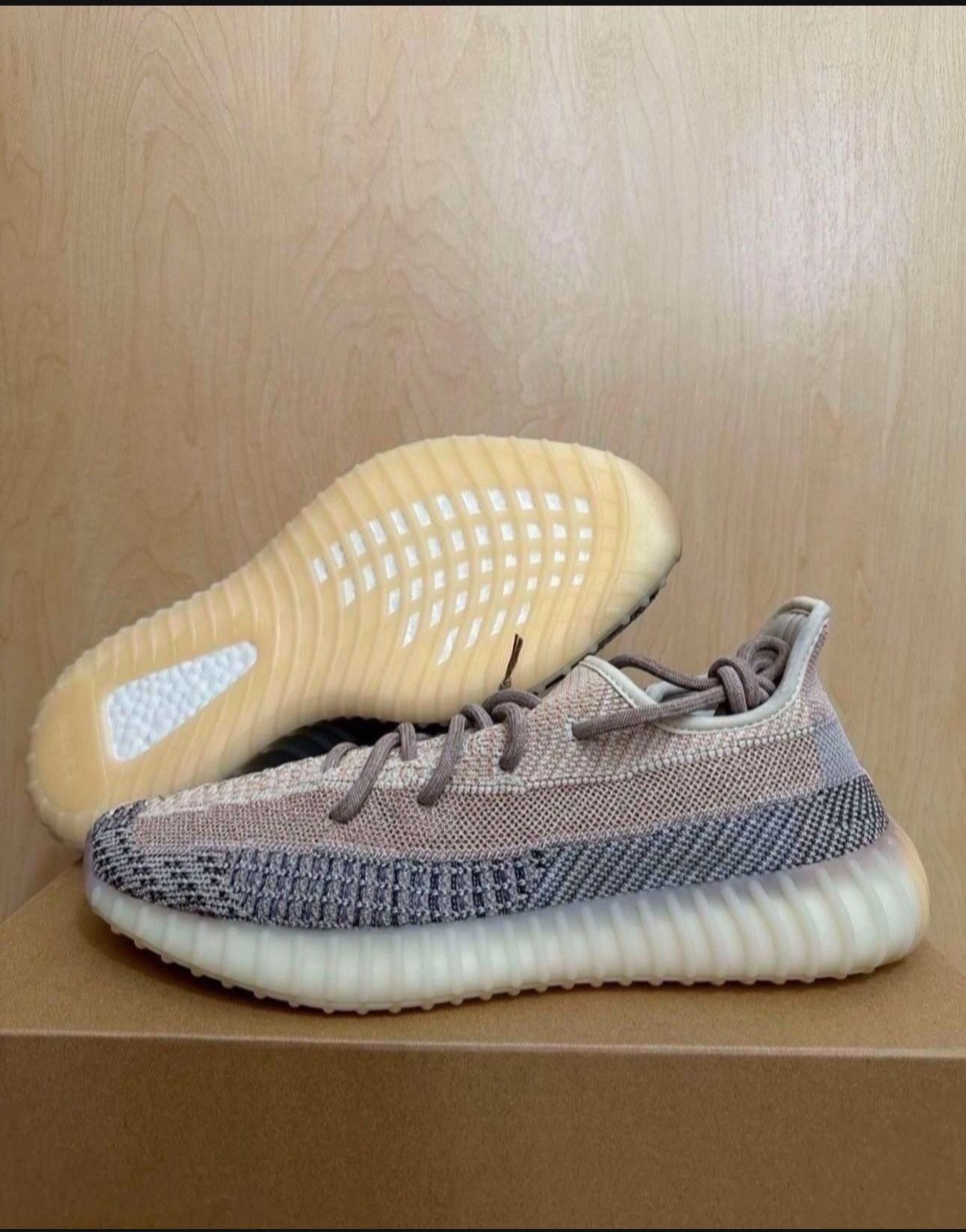 Adidas Yeezy 350 Boost V2 Ash Pearl Size 9.5 GY7658 Brand New
