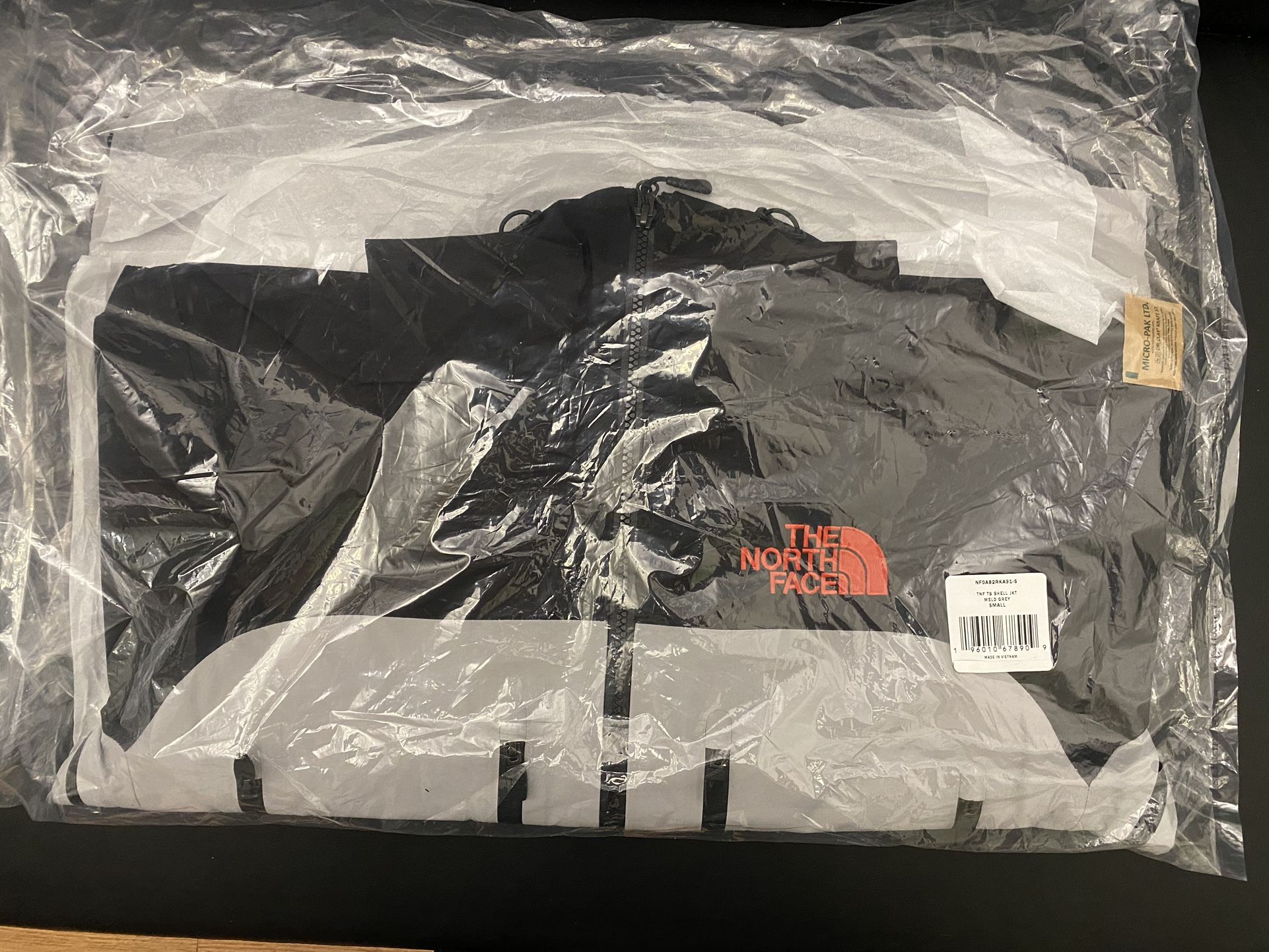 Supreme X North Face Taped Seam Shell Jacket Size Small