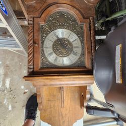 Colonial Of Zeeland Grandfather Clock