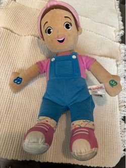 Ms Rachel Speak and Sing doll