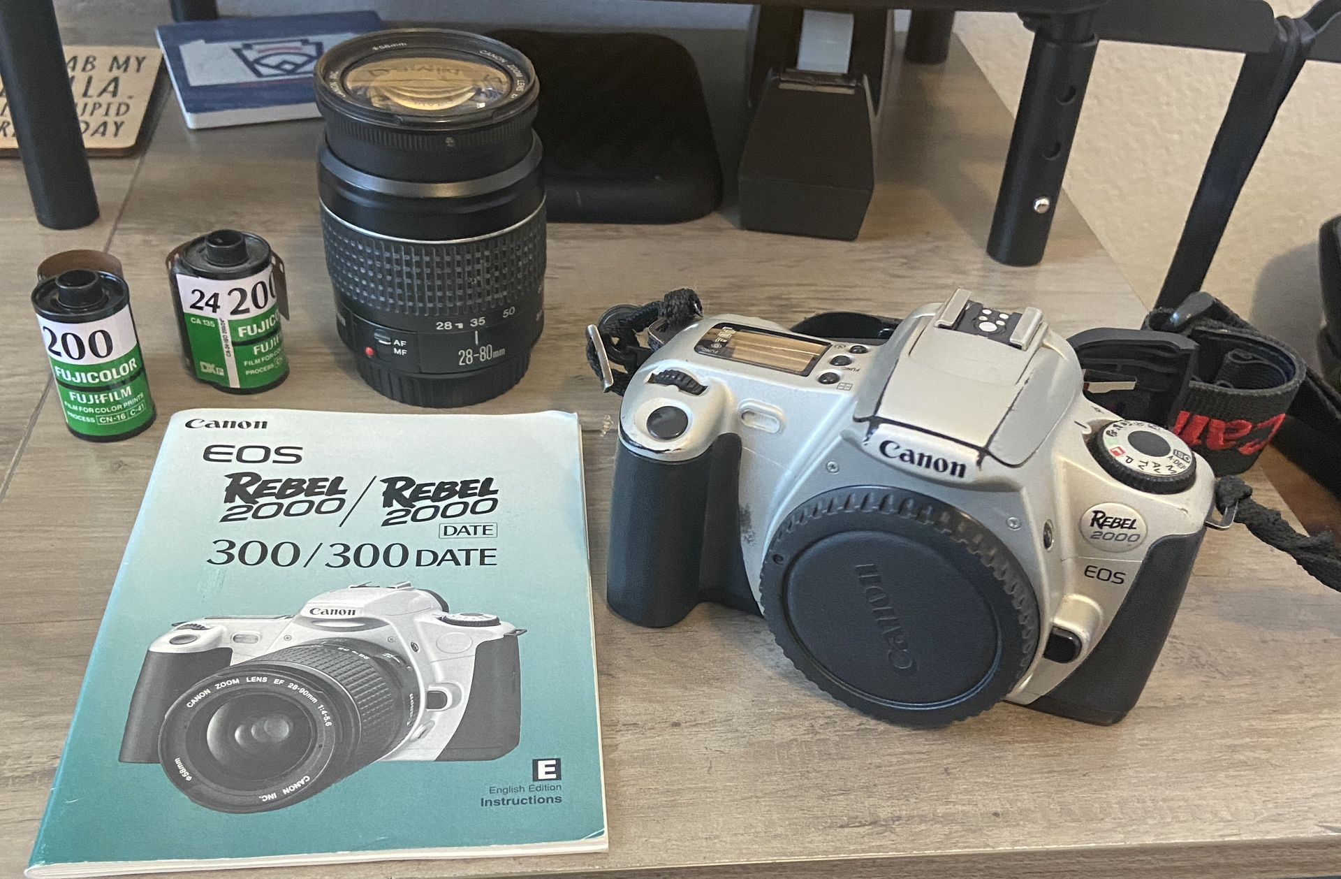 Canon rebel 2000 EOS comes with a 58 mm lens with zoom capability, instruction manual. for Sale ...