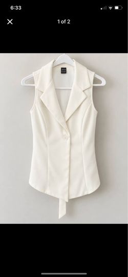 SHEIN White Sleeveless Blazer Vest