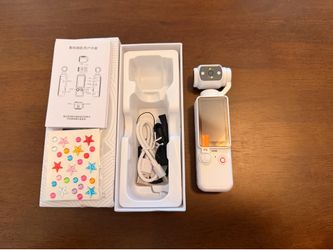 Digital camera Q7 (180*)