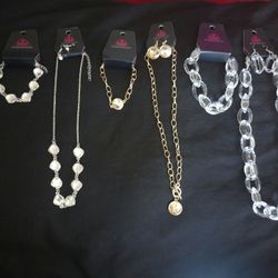 Paparazzi jewelry Lot 3