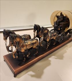 Vintage 1950s United Metal Goods Stagecoach Lamp & Motion Clock #550