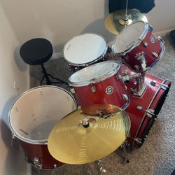 Ludwig 5-Piece Drumset
