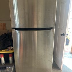 LG Too freezer Refrigerator 