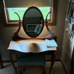 Antique dressing table and chair