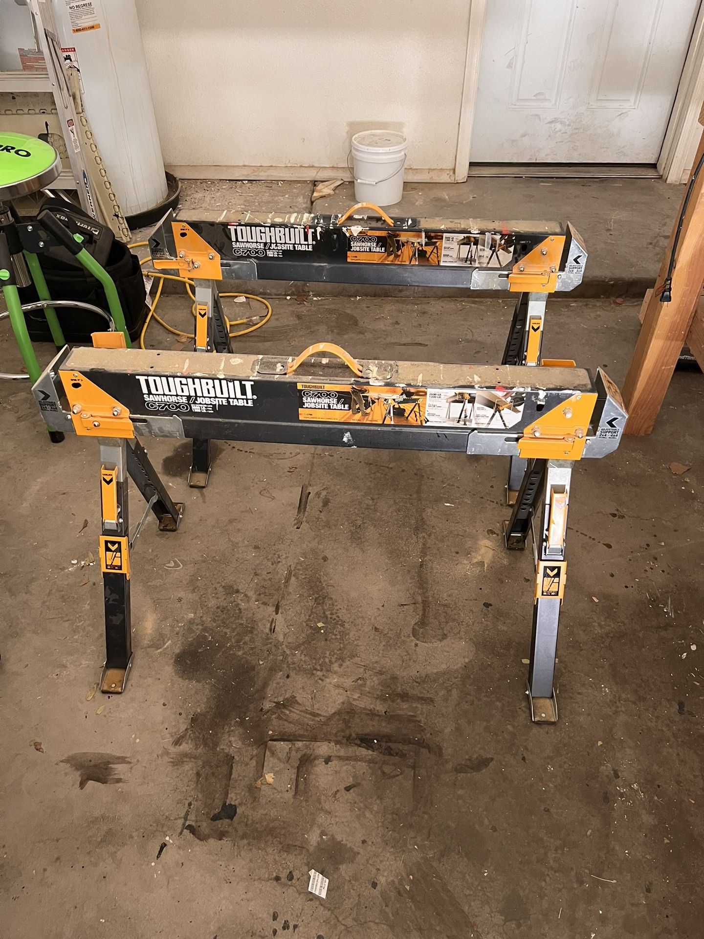 Toughbuilt C700 Sawhorse Jobsite Table