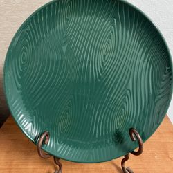 Temptations 14” Round Ceramic Serving Plate – Rich Green with Wavy Pattern