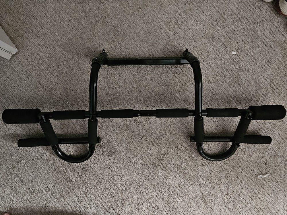 Door Frame Pull Up Bar