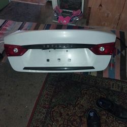 2014 2017 Infinity Q50 Lid Complete auto part picked up in van nuys