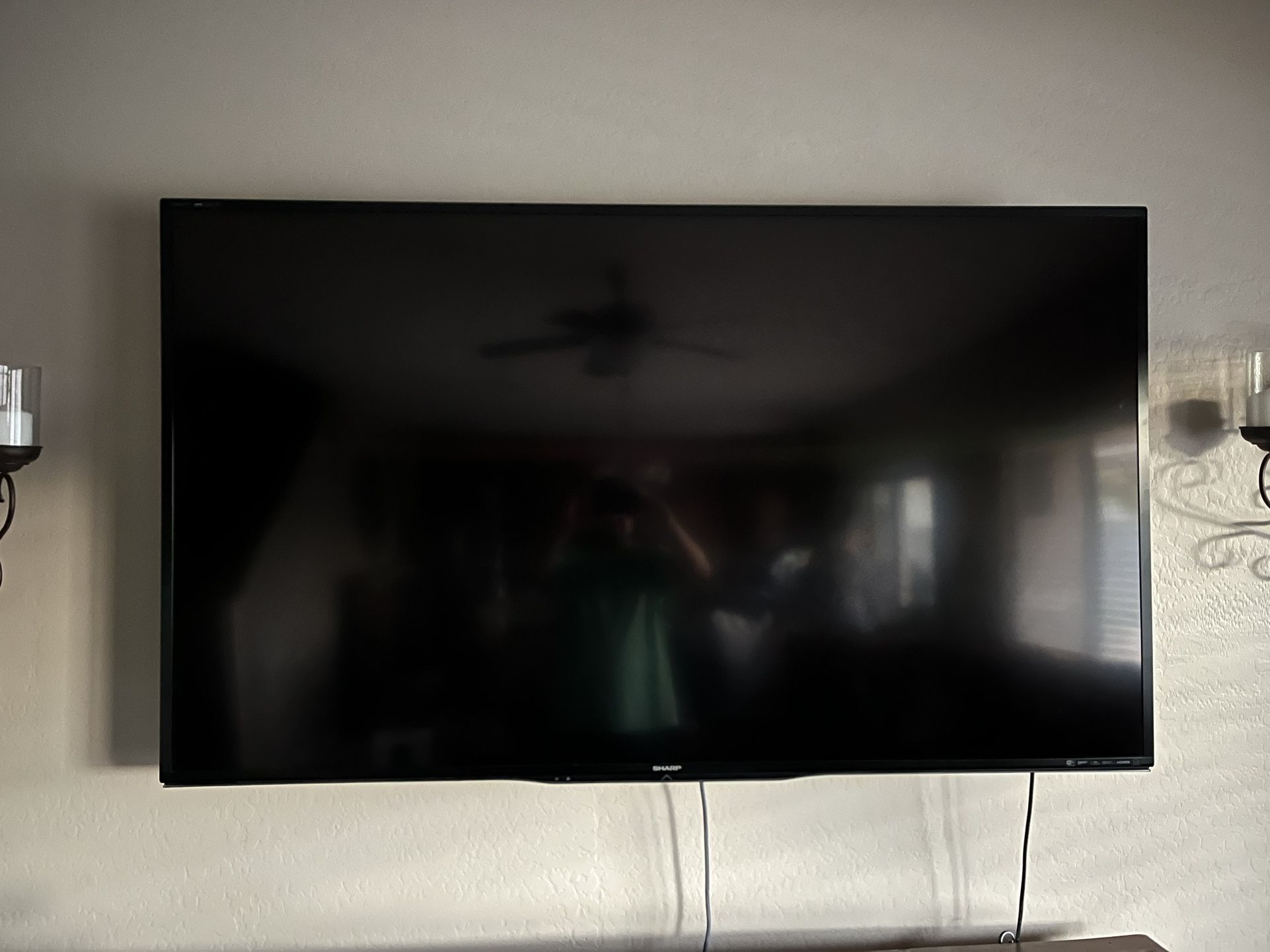 Sharp Aqous 70” Smart Tv