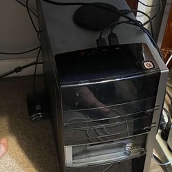 HP Envy 700-210xt Desktop