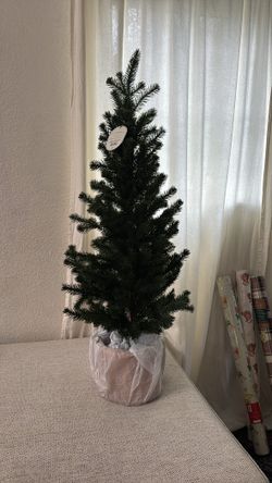 Mini Faux Christmas Tree – Studio McGee