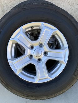 5 Jeep Wrangler JL Tires 