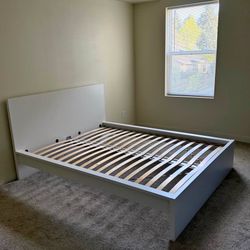 IKEA Full Bed Frame /full Mattress