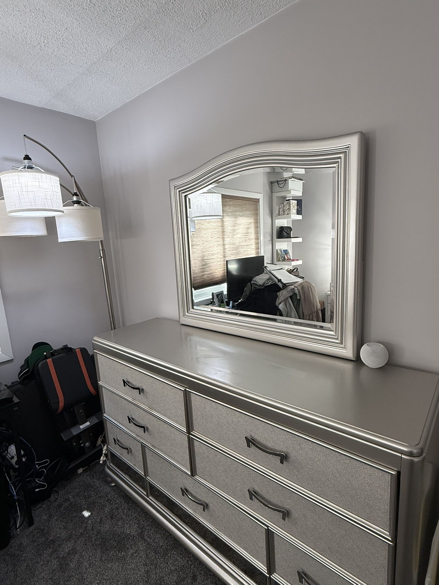 Ashley Furniture Bedroom Dresser