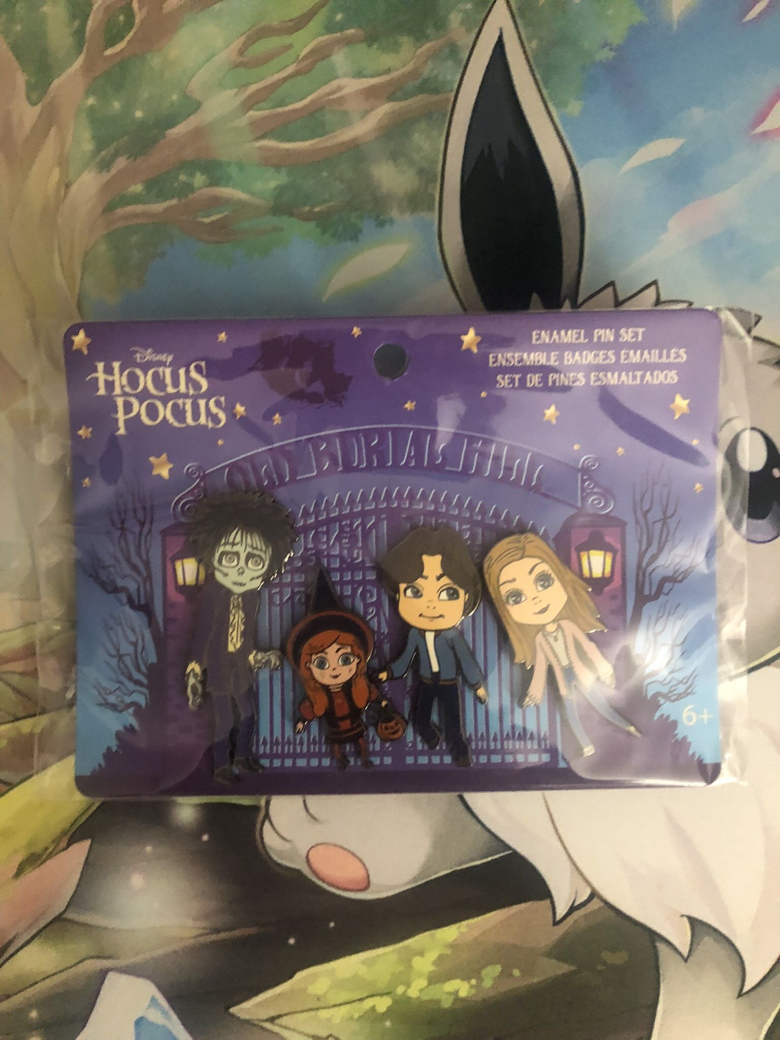 Loungefly Disney Hocus Pocus Characters 4 Enamel Pin Set