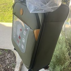 Brand new Carry On Luggage,Softside Expandable Suitcase with Spinner Wheel (20-Inch)