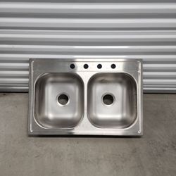 33x 22 SS Double equal bowl 22 -Gauge Kitchen Sink (with small dent)