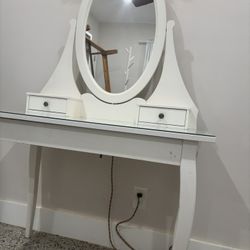 Vanity Desk With Mirror & Chair