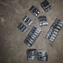 Square D & GE Pole Breakers Mixed Lot/bundle