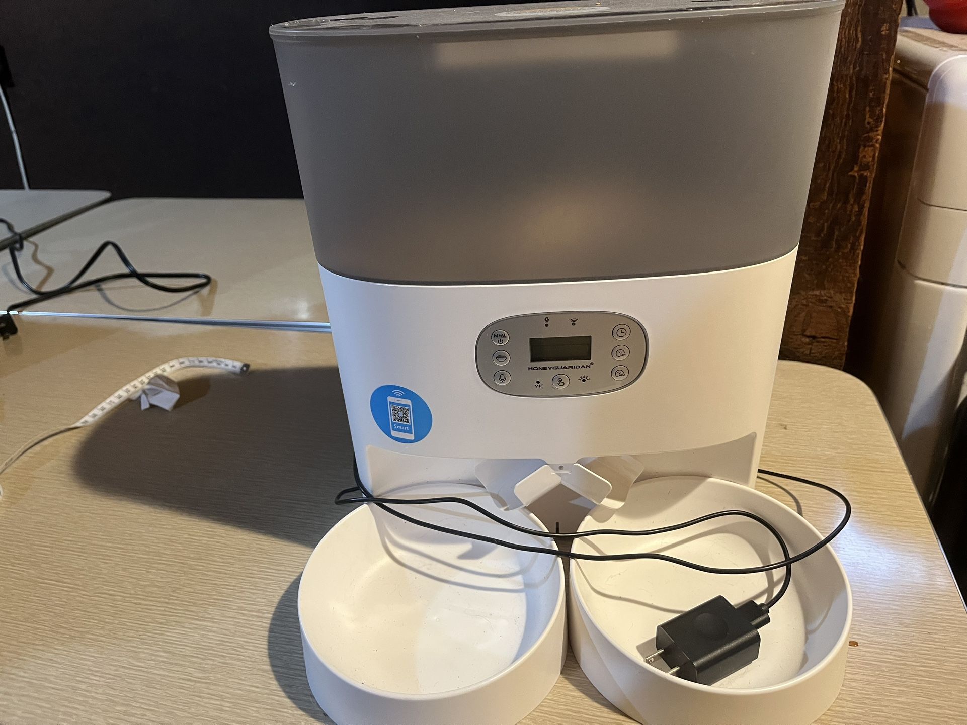 Automatic Cat/Dog Feeder