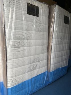 Twin size mattress orthopedic