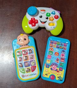 Free Toddler Electronic Toys - Need Batteries - Everett, WA