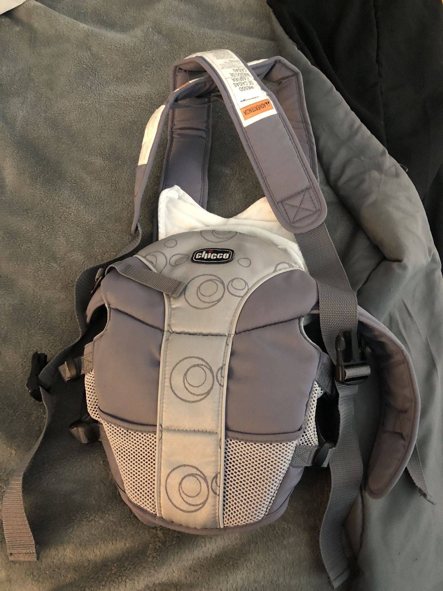 Chicco baby strap carrier