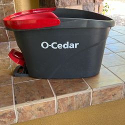 O-Ceder Mop Bucket Very Good Condition Nice And Clean Working Really Good