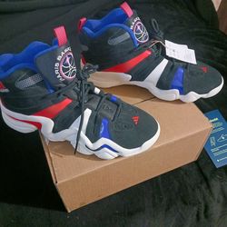 New Kobe Bryant Krazy 8 Size 13. $120