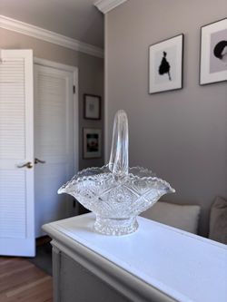 Cut glass small bowl basket