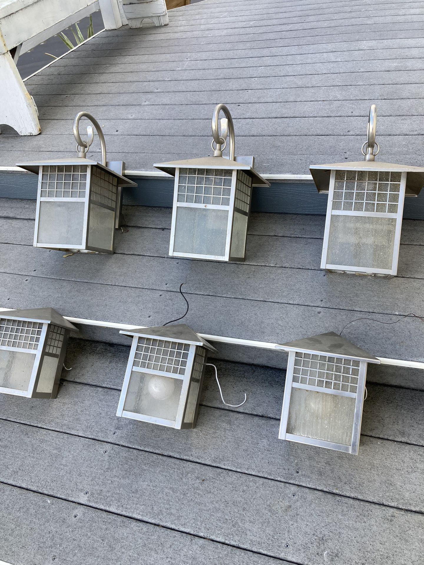 Lights - Exterior