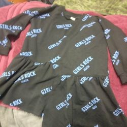 zara girls warm dress sze 10, 140cm