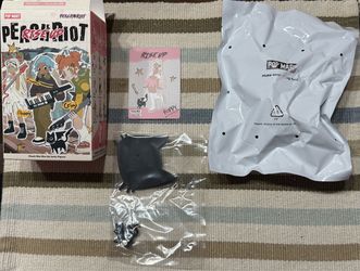 Peach Riot Rise Up Series Pop Mart Figure (Unopened Bag) (Poppy Cutie)
