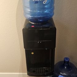 Water Dispenser 
