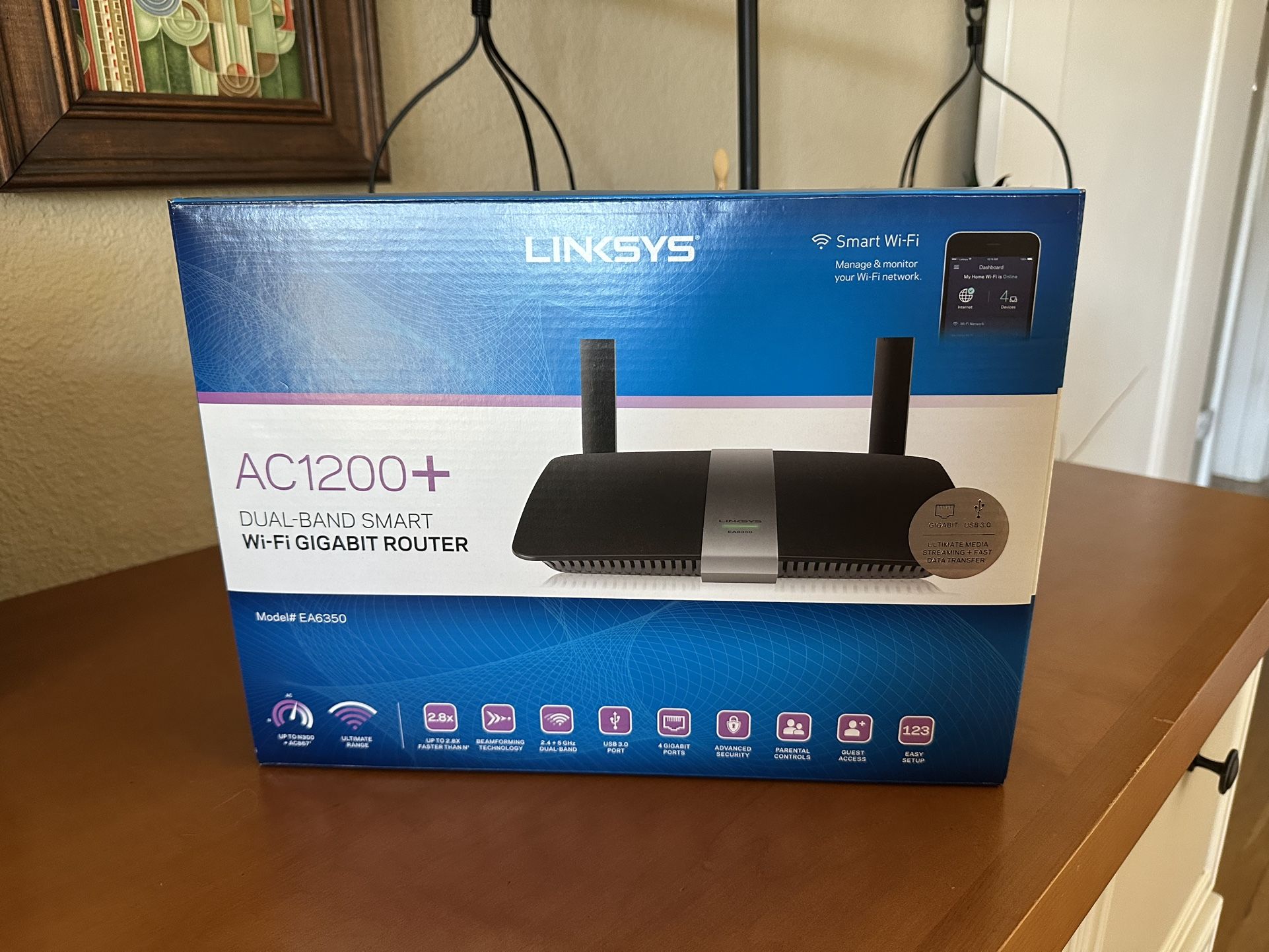 Linksys EA6350 Dual Band Wi-Fi Gigabyte Router With Linksys Extender