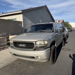 2005 GMC Yukon Denali 1500 AWD