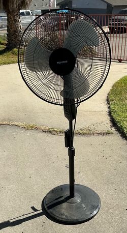 Pelonis Black Floor Fan with remote