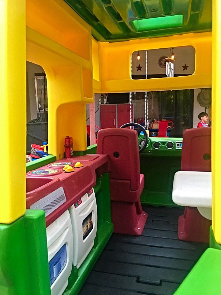Step2 RV Camper Fun Playhouse Playset Vintage for Sale in Glendale, AZ