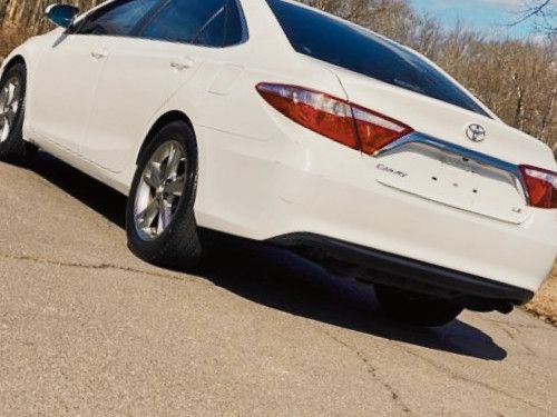 Nothing\Wrong. 2015 Toyota Camry LE FWDWheelsss