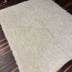 White Fur Rug 