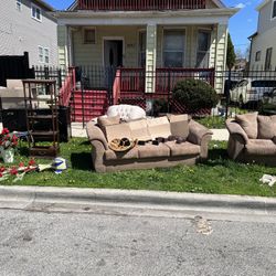 FREE STUFF COME AND GET IT