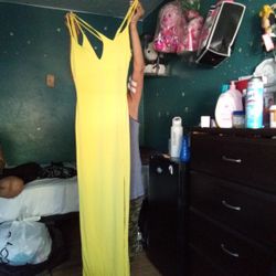 Yellow Dress Size Medium 