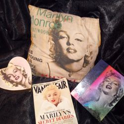 Marilyn Monroe random 