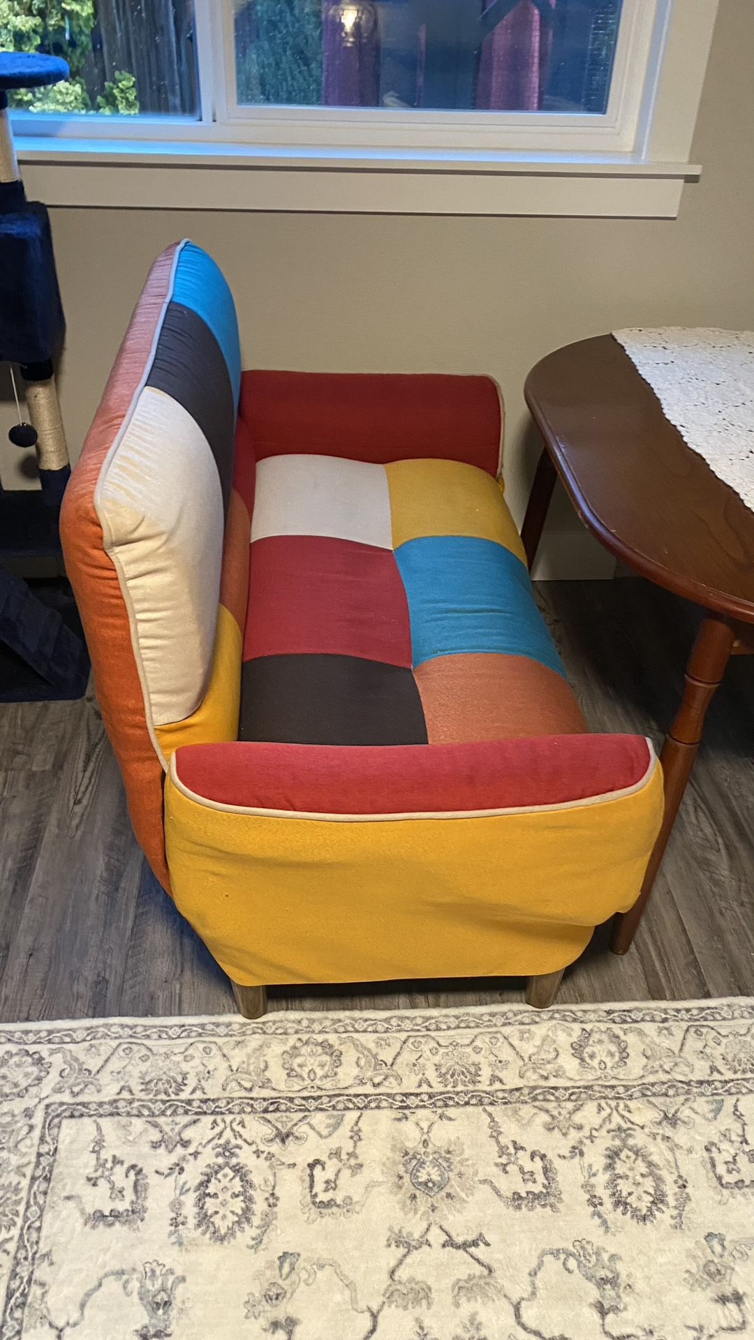 Futon Couch Bed And Table