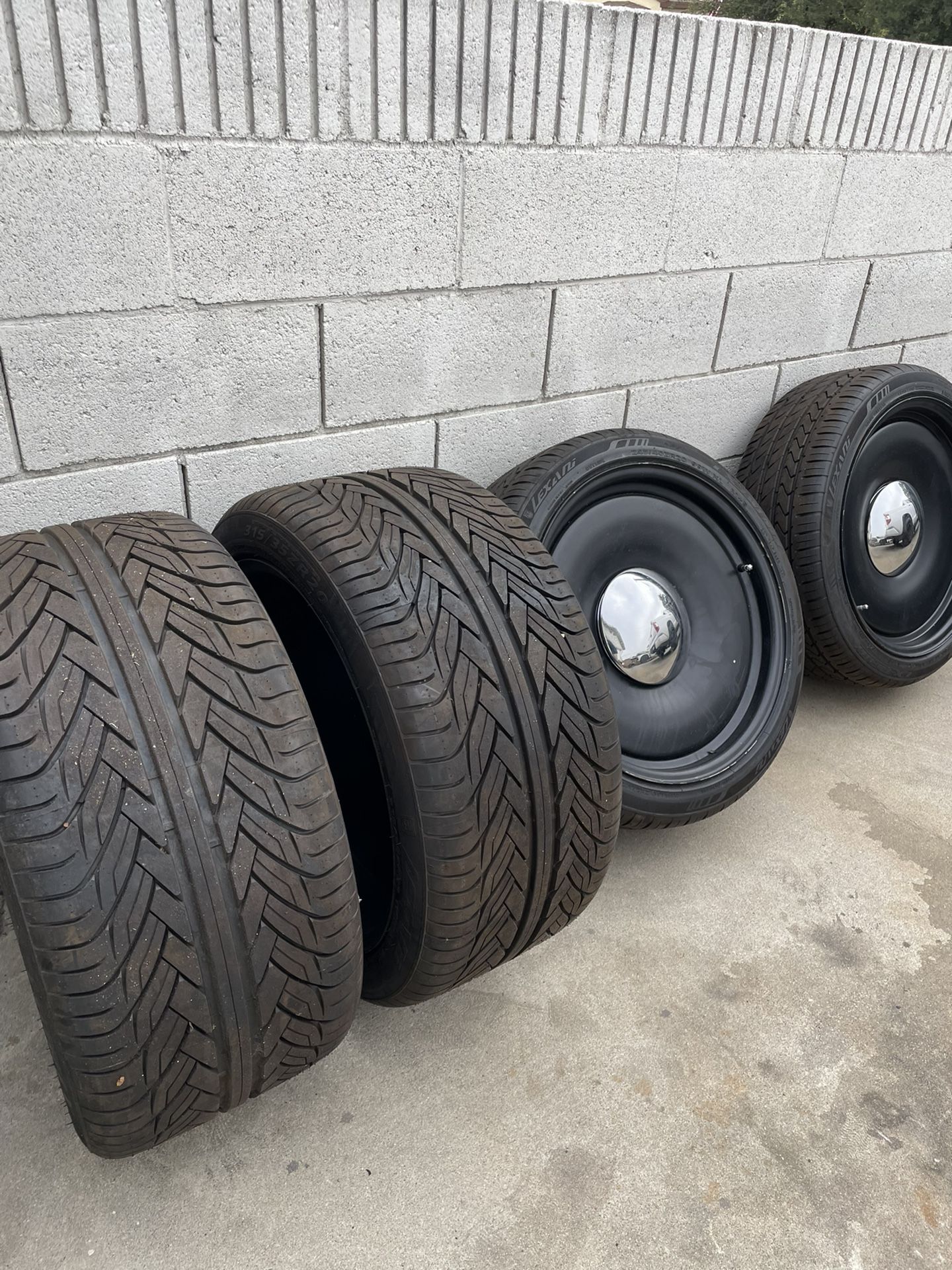 Detroit Steel Wheels 20 Inch Chevy 6 Lug